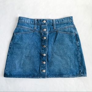 3/$20 | Madewell Denim Mini Skirt with Buttons